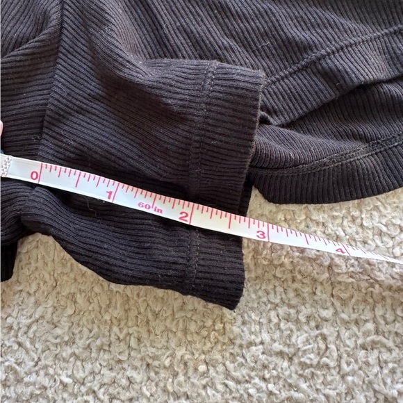 Vuori Women's Torrey Romper - Picture 7 of 9